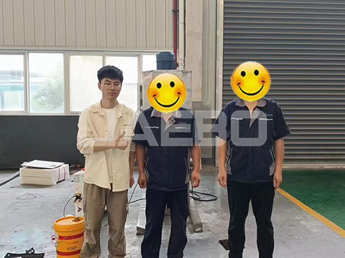 西安某公司行星攪拌機項目調試成功